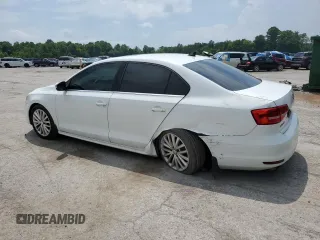 2015 Volkswagen Jetta SE с VIN 3VWD17AJ5FM346949, выставлен на аукционе Copart как лот 62875705 с пробегом 72 817 миль миль и Списание • Salvage title. История ставок и продаж доступна на DreamBid. Изображение 2.