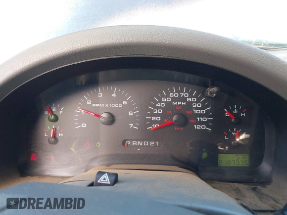 2005 Ford F-150 XLT with VIN 1FTRW12W25KB58736, listed as a IAAI auction lot 41119113 with 218,797 mi miles. Bid and sale history available at carsss.com. Image 7.