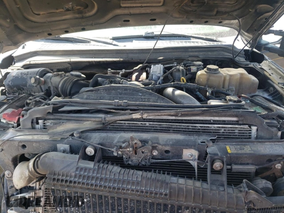 2010 Ford F-350 XL with VIN 1FTWW3BR7AEA25259, listed as a Copart auction lot 60912525 with 156,025 mi miles and Salvage title. Bid and sale history available at DreamBid. Image 11.