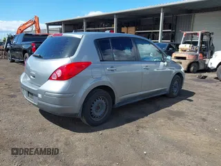 2009 Nissan Versa 1.8 SL with VIN 3N1BC13E79L388487, listed as a IAAI auction lot 42078888 with 44,488 mi miles. Bid and sale history available at carsss.com. Image 4.