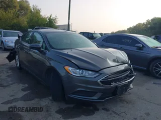 2017 Ford Fusion S with VIN 3FA6P0G76HR121500, listed as a IAAI auction lot 40308024 with 130,325 mi miles. Bid and sale history available at carsss.com. Image 1.