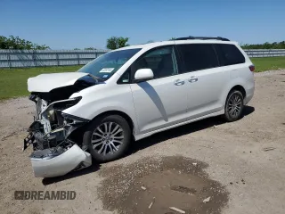 2019 Toyota Sienna XLE Auto Access Seat z VIN 5TDYZ3DC2KS994570, wystawiony jako Copart lot #52032165 z przebiegiem 134 303 mil mil oraz Szkoda całkowita • Salvage title. Historia ofert i sprzedaży dostępna na DreamBid. Obrazek 1.