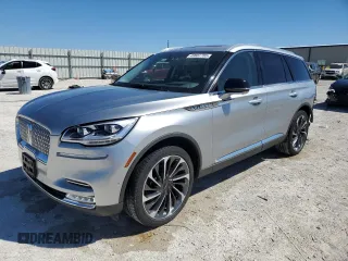2021 Lincoln Aviator Reserve z VIN 5LM5J7XC9MGL05627, wystawiony jako Copart lot #49687785 z przebiegiem 48 770 mil mil oraz Szkoda całkowita • Salvage title. Historia ofert i sprzedaży dostępna na DreamBid. Obrazek 1.