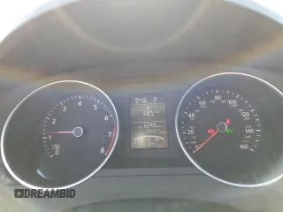 2015 Volkswagen Jetta SE с VIN 3VWD17AJ5FM404204, выставлен на аукционе Copart как лот 52289155 с пробегом 79 427 миль миль и Списание • Salvage title. История ставок и продаж доступна на DreamBid. Изображение 9.