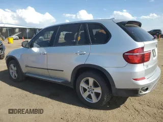 2011 BMW X5 35i z VIN 5UXZV4C55BL739114, wystawiony jako Copart lot #58393605 z przebiegiem 161 015 mil mil oraz Czysty tytuł • Clean title. Historia ofert i sprzedaży dostępna na DreamBid. Obrazek 2.