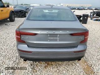 2020 Volvo S60 Momentum with VIN 7JR102FK8LG042485, listed as a Copart auction lot 49538744 with 27,414 mi miles. Bid and sale history available at carsss.com. Image 6.