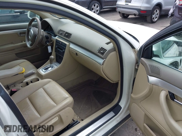 2006 Audi A4 2.0T z VIN WAUDF78E06A089352, wystawiony jako IAAI lot #42126515 z przebiegiem 142 389 mil mil oraz . Historia ofert i sprzedaży dostępna na DreamBid. Obrazek 5.