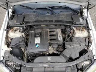 2011 BMW 3 Series 328i xDrive with VIN WBAUU3C5XBA542974, listed as a Copart auction lot 63331535 with 276,912 mi miles and Salvage title. Bid and sale history available at DreamBid. Image 12.