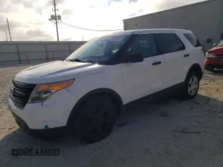2015 Ford Utility Police Interceptor with VIN 1FM5K8AR9FGC52353, listed as a Copart auction lot 44105935 with 199,220 mi miles and Salvage Title. Bid and sale history available at carsss.com. Image 1.