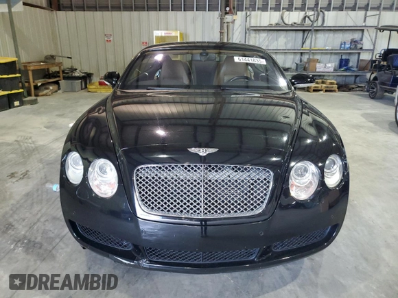 2006 Bentley Continental GT GT z VIN SCBCR63W56C033155, wystawiony jako Copart lot #61441835 z przebiegiem 77 853 mil mil oraz Czysty tytuł • Clean title. Historia ofert i sprzedaży dostępna na DreamBid. Obrazek 5.