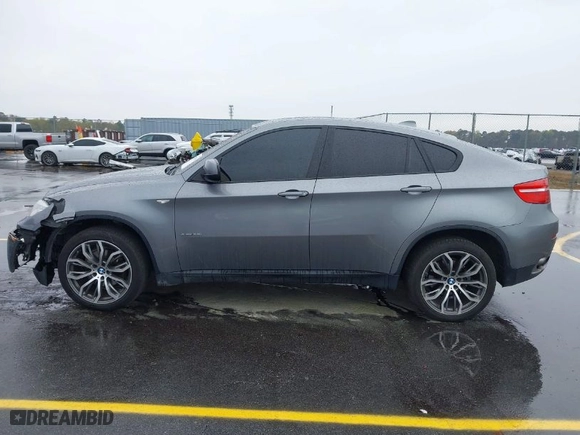2014 BMW X6 xDrive35i with VIN 5UXFG2C53E0C45246, listed as a IAAI auction lot 41844763 with 212,612 mi miles. Bid and sale history available at carsss.com. Image 14.