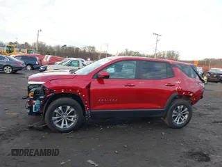 2025 Chevrolet Equinox AWD LT with VIN 3GNAXPEG3SL111704, listed as a IAAI auction lot 41194434 with 2,091 mi miles. Bid and sale history available at carsss.com. Image 15.