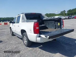 2012 Chevrolet Avalanche LT with VIN 3GNMCFE08CG207148, listed as a IAAI auction lot 42281392 with 184,219 mi miles and . Bid and sale history available at DreamBid. Image 3.