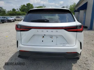 2024 Lexus NX 350h z VIN 2T2AKCEZ3RC029028, wystawiony jako Copart lot #64159074 z przebiegiem 3 694 mil mil oraz Szkoda całkowita • Salvage title. Historia ofert i sprzedaży dostępna na DreamBid. Obrazek 6.