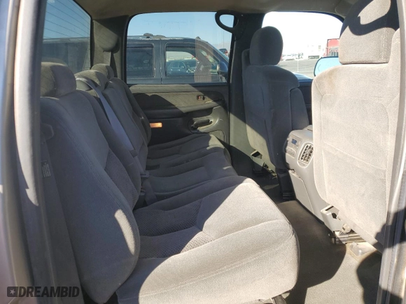 2003 Chevrolet Silverado 1500HD LS with VIN 1GCGK13U63F217521, listed as a Copart auction lot 50450725 with 227,621 mi miles and Clean Title. Bid and sale history available at carsss.com. Image 10.