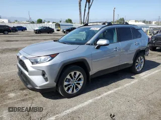2021 Toyota RAV4 XLE Premium with VIN 2T3C1RFV4MC148429, listed as a Copart auction lot 58264395 with 26,799 mi miles and Salvage title. Bid and sale history available at DreamBid. Image 1.