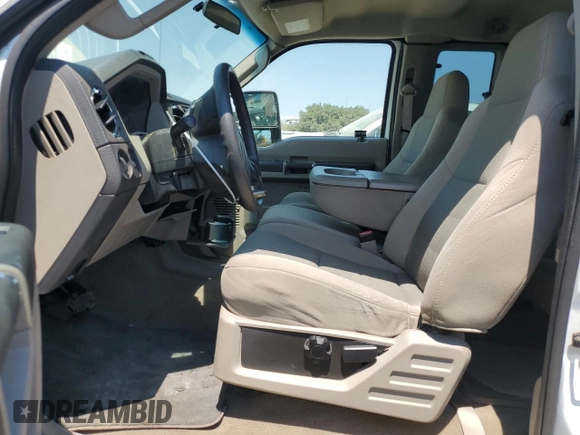 2008 Ford F-350 with VIN 1FTWX30R18EE60711, listed as a Copart auction lot 62953454 with 102,168 mi miles and Clean title. Bid and sale history available at DreamBid. Image 7.