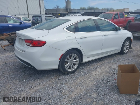 2016 Chrysler 200 Limited with VIN 1C3CCCAB3GN106062, listed as a IAAI auction lot 41900923 with 171,914 mi miles. Bid and sale history available at carsss.com. Image 4.