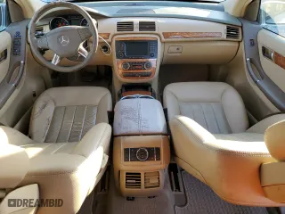2006 Mercedes-Benz R-Class 3.5L with VIN 4JGCB65E96A033575, listed as a Copart auction lot 84544394 with 335,277 mi miles and Clean Title. Bid and sale history available at carsss.com. Image 8.