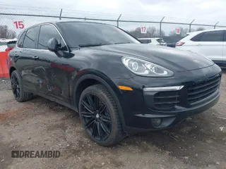 2016 Porsche Cayenne with VIN WP1AA2A23GKA08037, listed as a IAAI auction lot 41880569 with 83,944 mi miles. Bid and sale history available at carsss.com. Image 1.