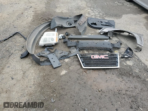 2011 GMC Terrain SLT-1 with VIN 2CTALUEC4B6473386, listed as a Copart auction lot 44560625 with 183,909 mi miles and Salvage title. Bid and sale history available at DreamBid. Image 15.