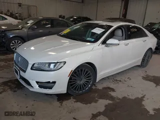 2017 Lincoln MKZ Reserve with VIN 3LN6L5F94HR662322, listed as a IAAI auction lot 41268469 with 113,511 mi miles. Bid and sale history available at carsss.com. Image 17.