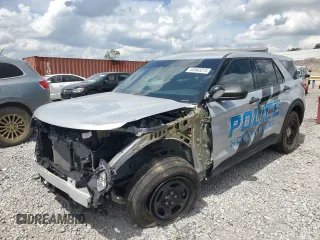 2023 Ford Police Interceptor Utility z VIN 1FM5K8AB9PGA36524, wystawiony jako Copart lot #55563275 z przebiegiem 11 661 mil mil oraz Szkody całkowita. Historia ofert i sprzedaży dostępna na DreamBid. Obrazek 1.