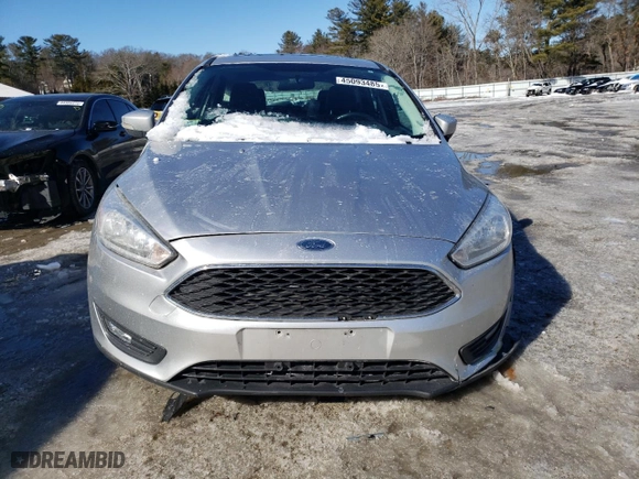 2015 Ford Focus SE with VIN 1FADP3K26FL371819, listed as a Copart auction lot 45093485 with 123,180 mi miles and Non Repairable. Bid and sale history available at carsss.com. Image 5.