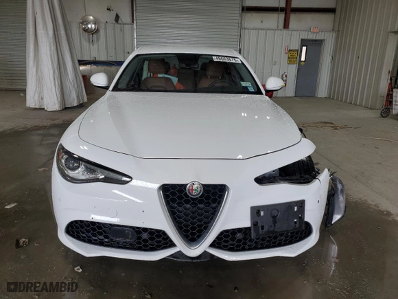 2017 Alfa Romeo Giulia Ti with VIN ZARFAEEN2H7549863, listed as a Copart auction lot 48663675 with 87,313 mi miles and Salvage Title. Bid and sale history available at carsss.com. Image 5.
