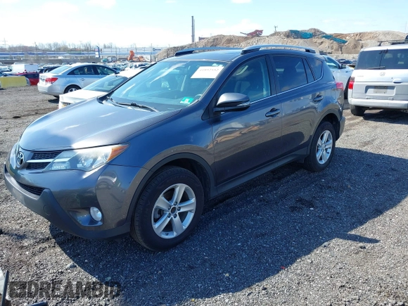 2014 Toyota RAV4 XLE with VIN 2T3RFREV2EW143193, listed as a IAAI auction lot 41892552 with 185,433 mi miles. Bid and sale history available at carsss.com. Image 21.
