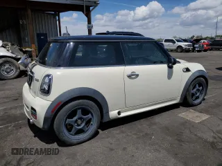 2013 MINI Hardtop with VIN WMWSU3C58DT373021, listed as a Copart auction lot 52945845 with 83,865 mi miles and Salvage Title. Bid and sale history available at DreamBid. Image 3.