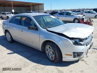 2010 Ford Fusion SE with VIN 3FAHP0HA7AR390002, listed as a IAAI auction lot 41725117 with 1 mi miles. Bid and sale history available at carsss.com. Image 1.