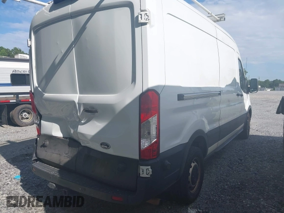 2020 Ford Transit Cargo с VIN 1FTBR1C83LKB26030, выставлен на аукционе IAAI как лот 42667583 с пробегом 83 826 миль миль и . История ставок и продаж доступна на DreamBid. Изображение 4.