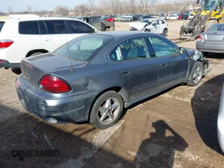 2004 Pontiac Grand Am SE1 with VIN 1G2NF52E04M653375, listed as a IAAI auction lot 41787184 with 100,062 mi miles. Bid and sale history available at carsss.com. Image 4.