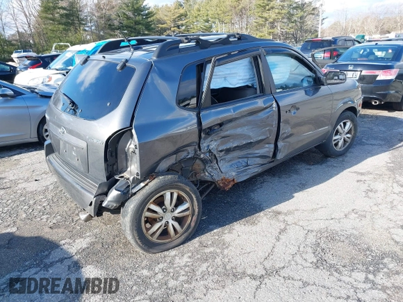 2009 Hyundai Tucson GLS with VIN KM8JM12B89U990278, listed as a IAAI auction lot 41071349 with 131,291 mi miles. Bid and sale history available at carsss.com. Image 4.