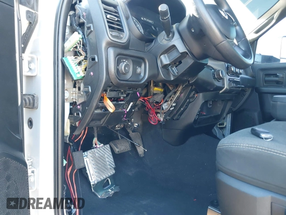 2022 Ram 2500 Tradesman with VIN 3C6UR5CJ5NG356107, listed as a IAAI auction lot 41386614 with 1 mi miles. Bid and sale history available at carsss.com. Image 6.
