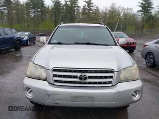 2003 Toyota Highlander z VIN JTEHF21A430103216, wystawiony jako IAAI lot #42242245 z przebiegiem 176 151 mil mil oraz . Historia ofert i sprzedaży dostępna na DreamBid. Obrazek 12.