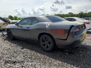 2016 Dodge Challenger SXT with VIN 2C3CDZAG4GH193152, listed as a Copart auction lot 60660705 with 121,621 mi miles and Salvage title. Bid and sale history available at DreamBid. Image 2.