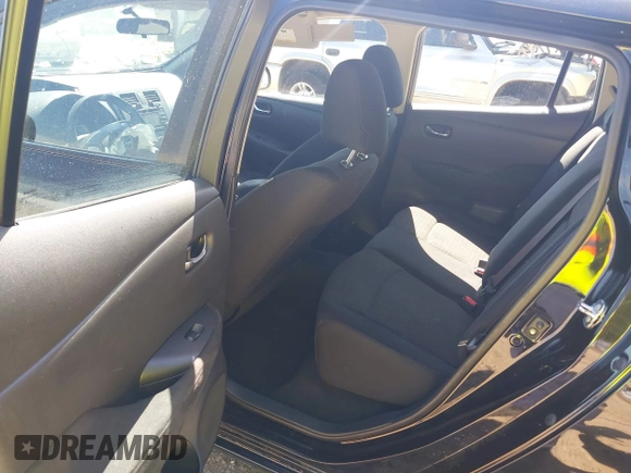 2015 Nissan LEAF S с VIN 1N4AZ0CP3FC322339, выставлен на аукционе IAAI как лот 42060240 с пробегом 71 189 миль миль и . История ставок и продаж доступна на DreamBid. Изображение 8.