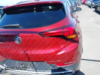 2023 Buick Encore GX Select z VIN KL4MMDS29PB015357, wystawiony jako IAAI lot #42226844 z przebiegiem 44 818 mil mil oraz . Historia ofert i sprzedaży dostępna na DreamBid. Obrazek 17.