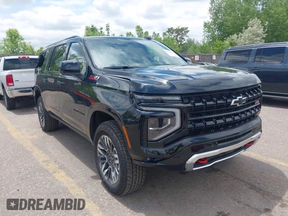 2025 Chevrolet Suburban Z71 z VIN 1GNS6DRD3SR228259, wystawiony jako IAAI lot #42381761 z przebiegiem 3 891 mil mil oraz . Historia ofert i sprzedaży dostępna na DreamBid. Obrazek 1.