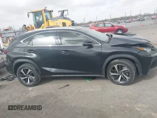 2021 Lexus NX 300 z VIN JTJGARBZ7M2197462, wystawiony jako IAAI lot #41829442 z przebiegiem 35 691 mil mil oraz . Historia ofert i sprzedaży dostępna na DreamBid. Obrazek 14.