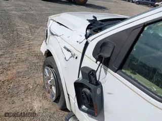 2013 Ford F-150 XL with VIN 1FTFW1CT4DFB15983, listed as a IAAI auction lot 41357017 with 203,996 mi miles. Bid and sale history available at carsss.com. Image 20.