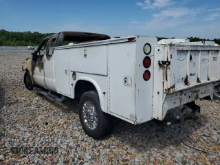 2006 Ford F-250 XL z VIN 1FTSX21576ED46732, wystawiony jako Copart lot #59038184 z przebiegiem Nie podano mil oraz Nie do naprawy • Non repairable. Historia ofert i sprzedaży dostępna na DreamBid. Obrazek 2.