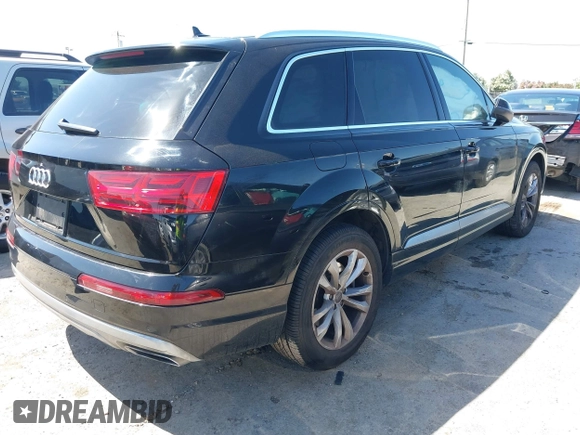 2019 Audi Q7 Premium Plus with VIN WA1LHAF70KD018858, listed as a IAAI auction lot 42290924 with 118,885 mi miles and . Bid and sale history available at DreamBid. Image 4.
