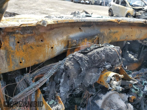 1999 Pontiac Firebird Formula with VIN 2G2FV22G0X2223301, listed as a Copart auction lot 52555795 with Not provided miles and Salvage title. Bid and sale history available at DreamBid. Image 9.