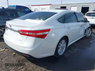 2015 Toyota Avalon Limited with VIN 4T1BK1EB6FU164952, listed as a IAAI auction lot 41647348 with 97,618 mi miles and . Bid and sale history available at DreamBid. Image 4.