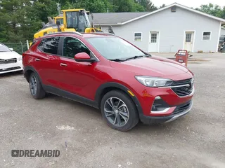 2020 Buick Encore GX Select z VIN KL4MMDSL3LB086301, wystawiony jako IAAI lot #42420159 z przebiegiem 62 008 mil mil oraz . Historia ofert i sprzedaży dostępna na DreamBid. Obrazek 1.