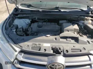 2019 Toyota Highlander LE with VIN 5TDZARFH2KS053305, listed as a Copart auction lot 66462105 with 139,103 mi miles and Salvage title. Bid and sale history available at DreamBid. Image 16.