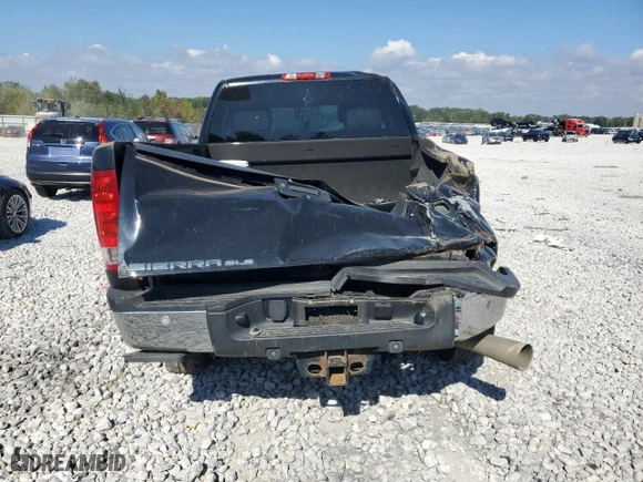 2013 GMC Sierra 2500HD SLE with VIN 1GT220C85DZ128790, listed as a Copart auction lot 73482384 with 125,087 mi miles and Clean Title. Bid and sale history available at carsss.com. Image 6.